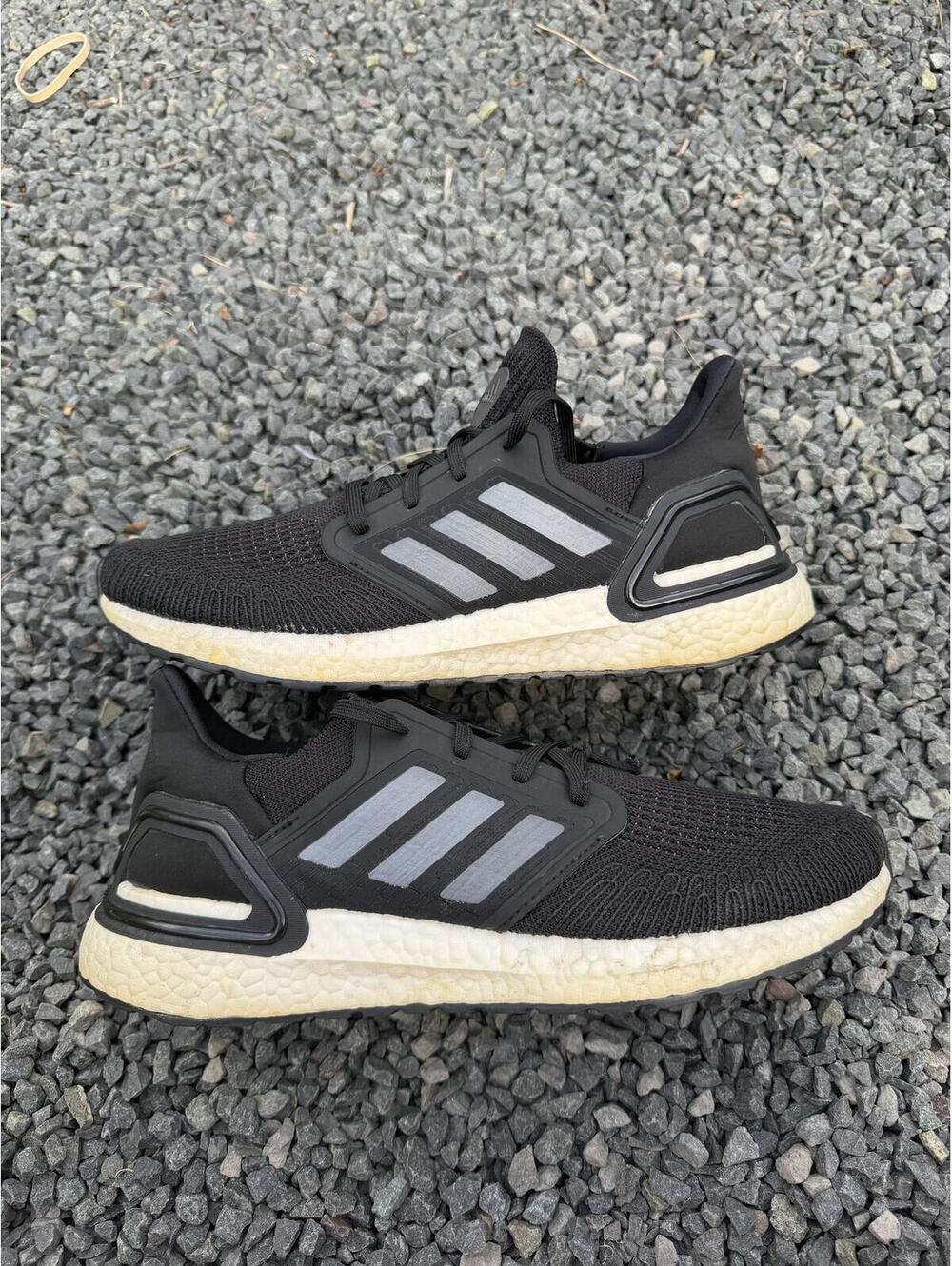Adidas Ultra Boost 20 Black Night Metallic Size 9M 10.5W